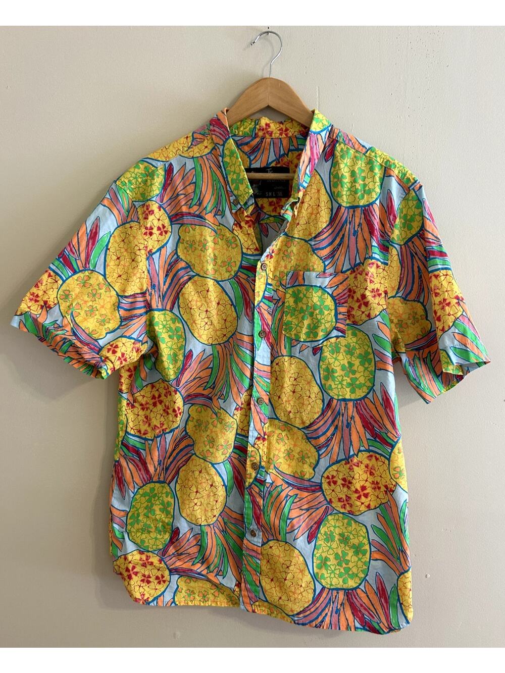 Bright Yellow Red Orage Pineapple Chubbies The Nutter Hawaiian Shirt Men's XL